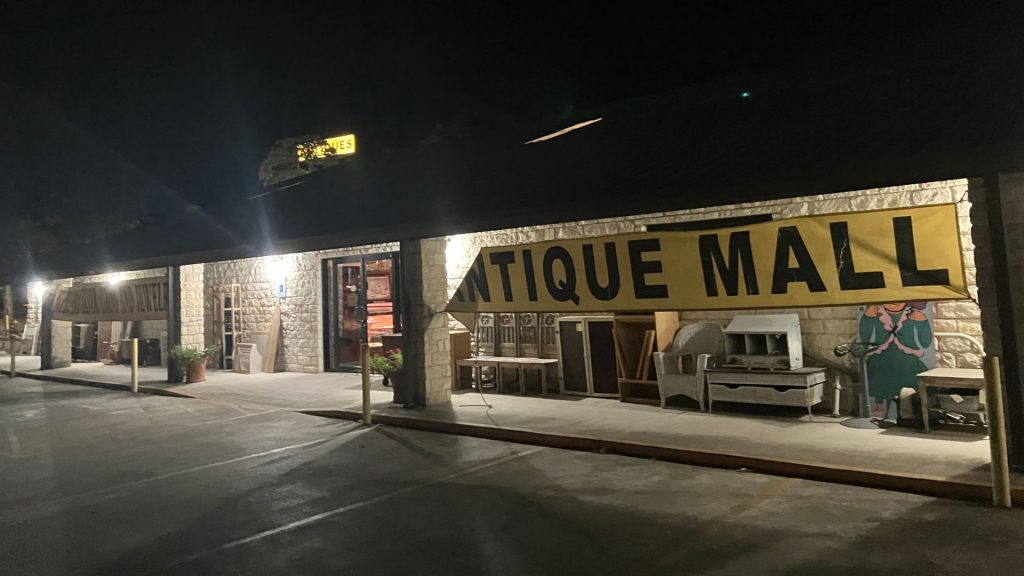 Johns Road Antique Mall