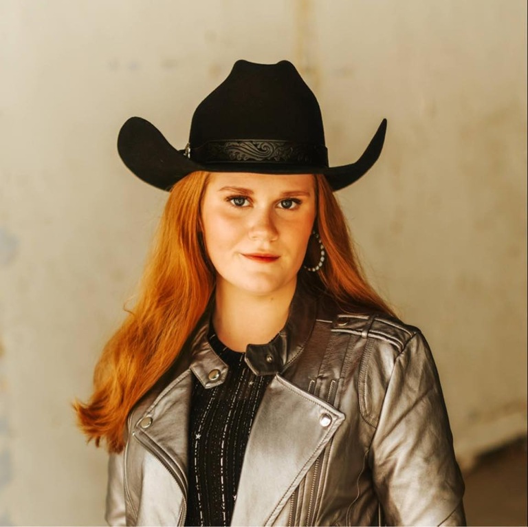 Live Music with Elle Townley at Free Roam Brewing Company