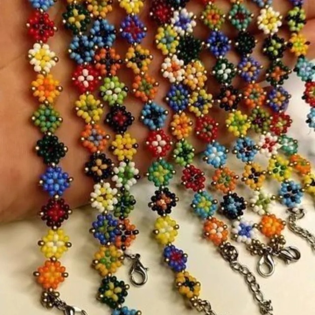 Art AfterHours – Peyote Stitch at Hill Country Council for the Arts