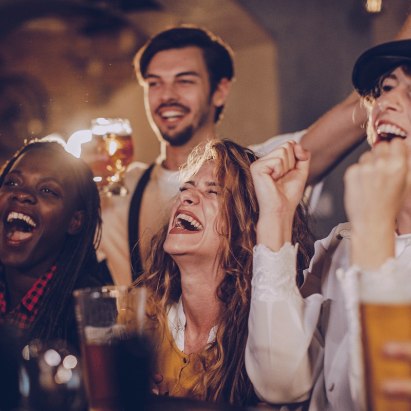 Name That Tune at La Cascada Table & Bar