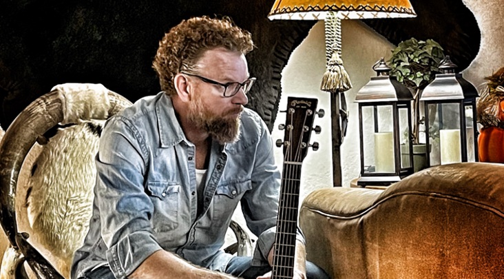 Saturday Live Music with Philip Smith at Free Roam Brewing Company