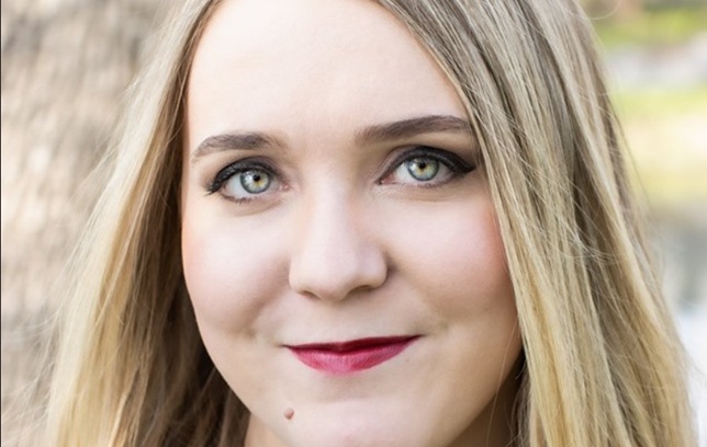 Sunday Live Music with Meg Groves at Free Roam Brewing Company