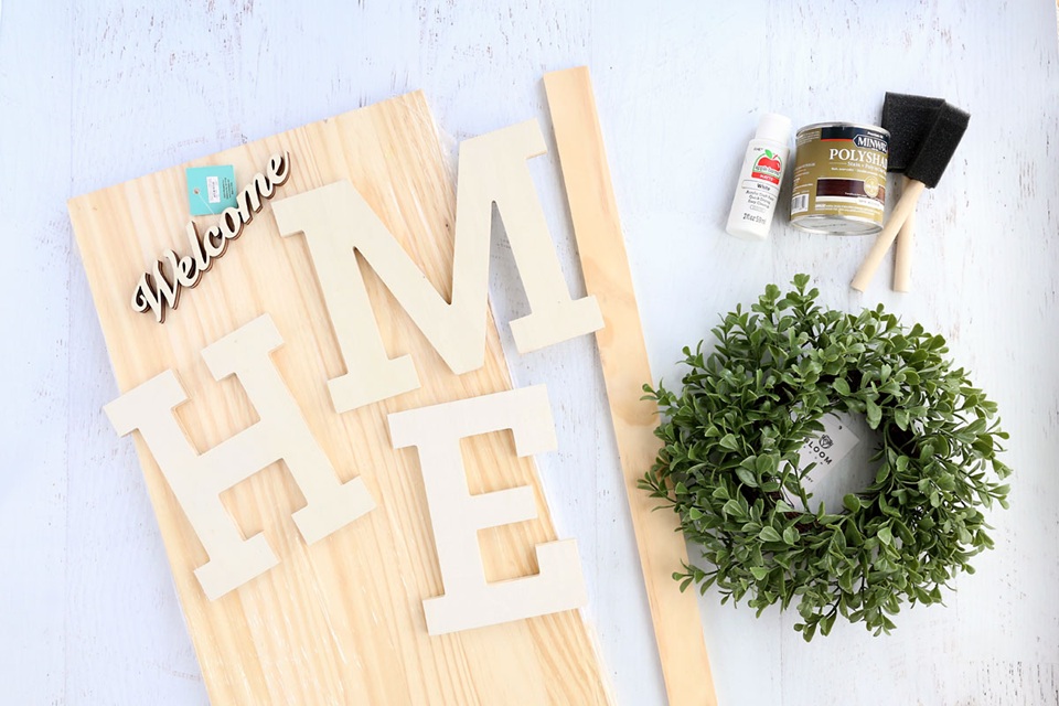 Tall Porch Sign w/ Seasonal Wreath at The Downtown DIY