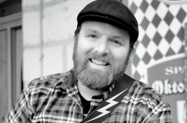 Sunday Live Music with Christopher Lirette at Free Roam Brewing Company