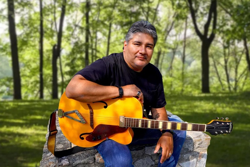Julian Escobedo Live at Singing Water Vineyards