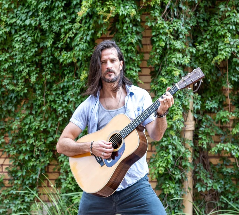 Singer/Songwriter – Johnny Murphy at Tapatio Springs Hill Country Resort