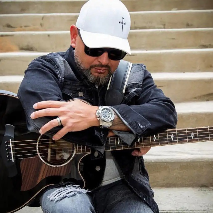 Singer/Songwriter – Juanski at Tapatio Springs Hill Country Resort