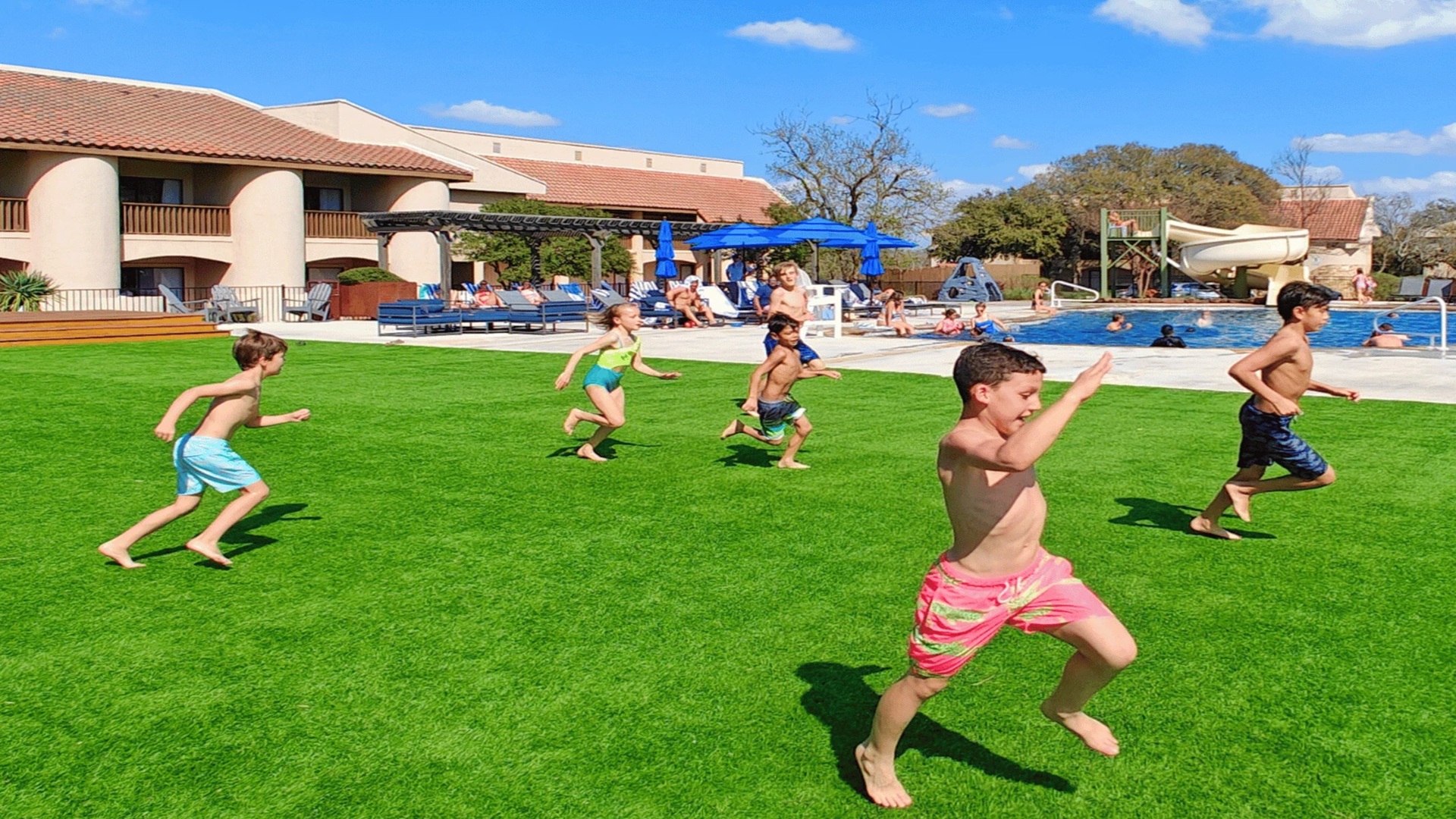 Labor Day Weekend – DJ & Poolside Games at Tapatio Springs