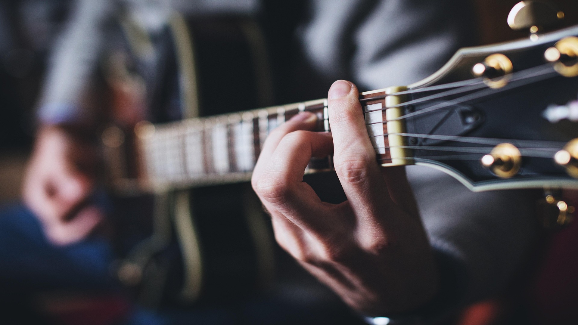 Singer/Songwriter – Greene at La Cascada Table & Bar