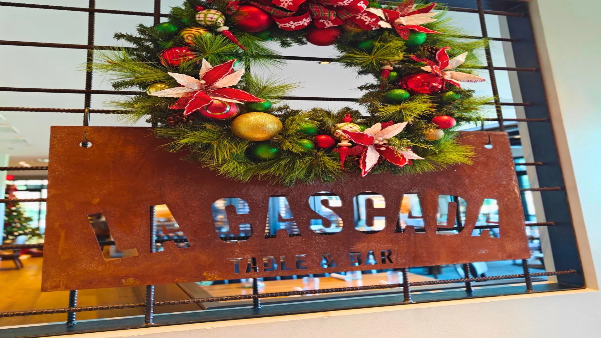 Christmas Eve & Day Dinner at La Cascada Table & Bar